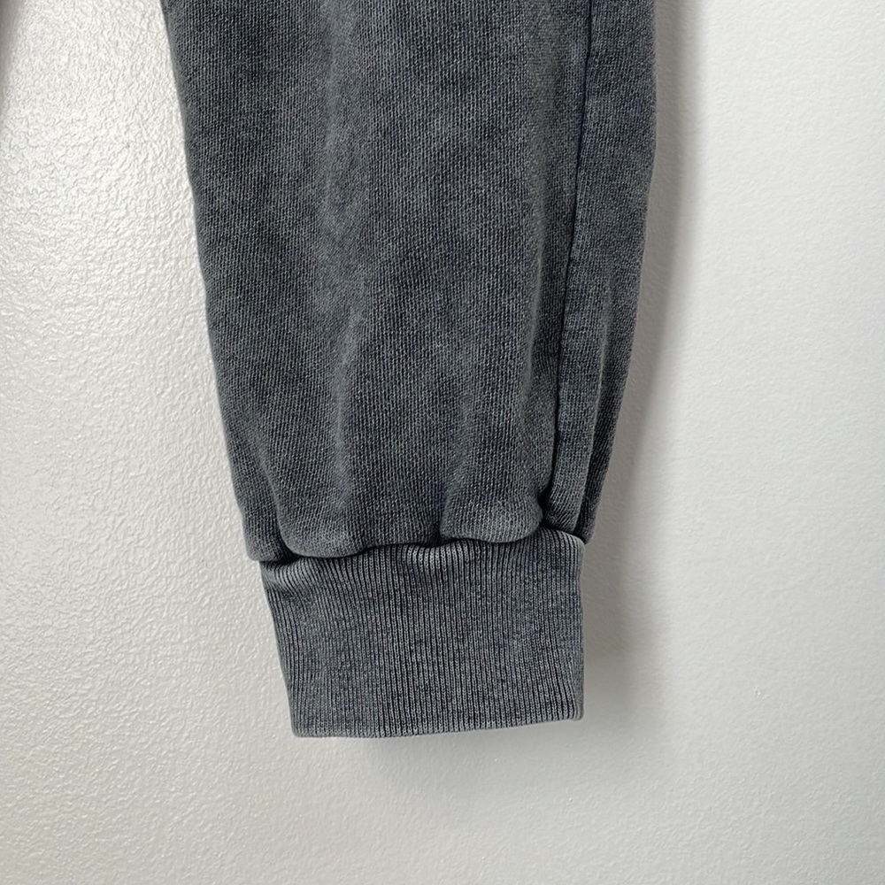 Something Navy Meghan Gray Acid Wash Paperbag Waist Joggers Size L - Picture 4 of 7